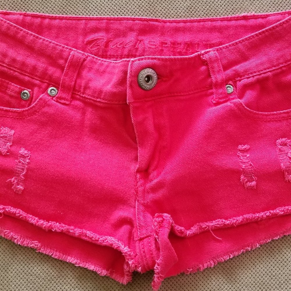 Blue Asphalt Red Denim Shorts in size 1